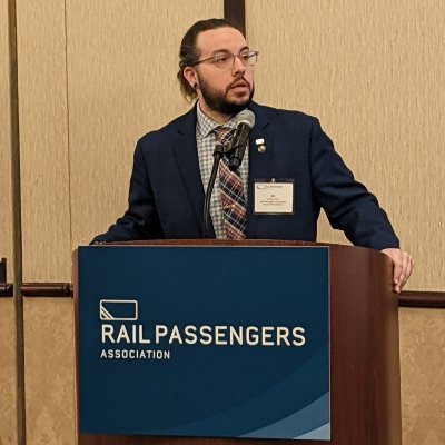 He/They, @railpassengers Dir. Community Engagement & Organizing, @RailResults Co-host, @northeastern Alum, Opinions = Mine, RT ≠ E, 🏳️‍🌈 #traintwitter