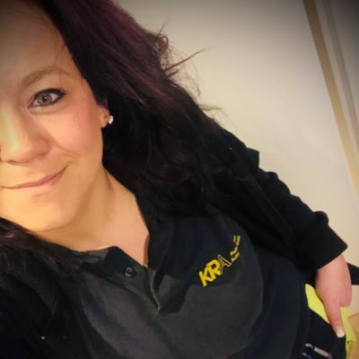 Pfirsichbluete1's profile picture. 👸🏼 + 🚑 + 🚒  + 💚🤍💙🤍