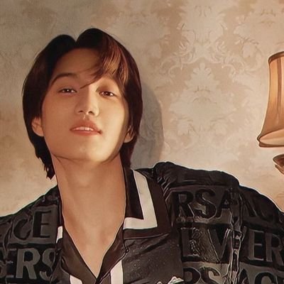 Nazaninexol2's profile picture. دختر خاکستری پاییز🍁🍂🍀
••
خیلی دلم می‌خواهد برم، به جایی دور
بسیار دور؛ به مکانی بروم که هرگز باز نگردم.