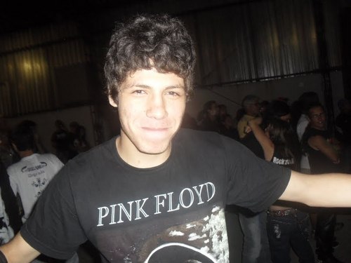 Fuder a mente eh o mesmo q escutar Led Zeppelin fazendo cover do Pink Floyd
