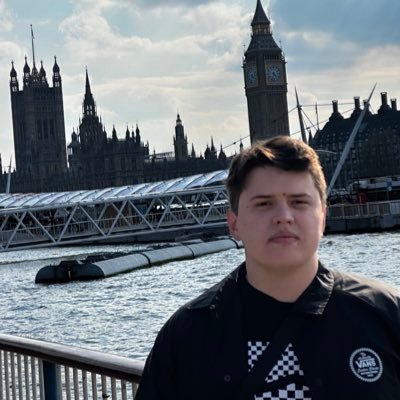 sad_corote_azul's profile picture. Random dev is back to twitter not sure why. Please send help.