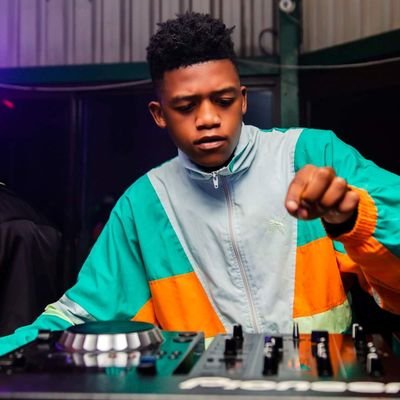 Vaal Boy🇮🇹
insaneAf 🎶❤️
Dj🎶 Producer🎶🔥 i.g djinsanitykiidza
djinsanitykiidza00@gmail.com for bookings ❤️