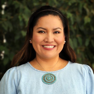 Diné/Navajo public health researcher & health equity warrior @NAU @CHERArizona. Community-engaged. Loves libraries, traveling, trails & gardening. Views my own.