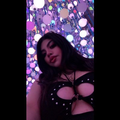 VictoriaaLisset's profile picture. ain’t trying to lose my mind,