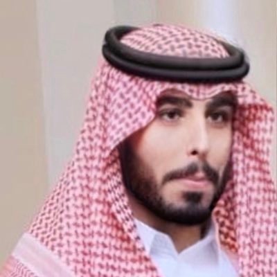 ان كان قلبي مالقئ من يداريه بعيش الزمن لحالي واقول خيره