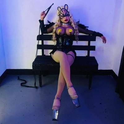 Drag Queen | Makeup artist | bailarina exótica. 420🔥
Contrataciones por DM📌