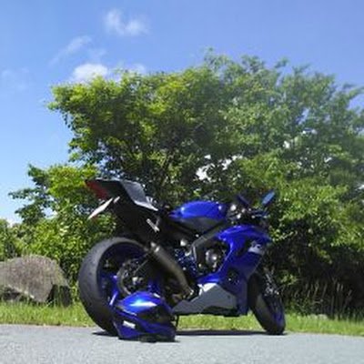 車用に作りました
二輪も好きです
AE86→GDB-C→BNR34→RZ34
NINJA250→YZF-R6&C125
乗ってます
よろしくお願いします
