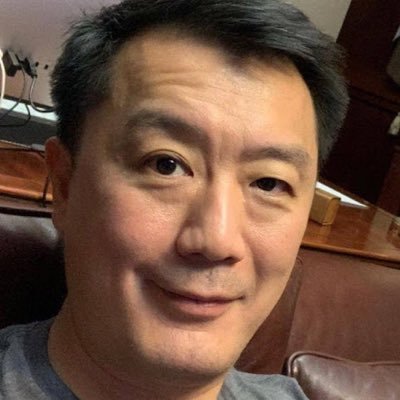 나는 동정심이 많고 충성스럽고 관대하며 겸손하고 정직하며 사려 깊고 정직합니다.  저는 매우 열정적이고 실용적인 사람입니다. 저는 제 삶을 사랑합니다. 저는 조국을 사랑합니다. Korean 🇰🇷🇰🇷