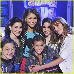 hey im a AKsquared and Shake It Up! fan i love them all sooooooooooo much !!!!!!!!!!!!!