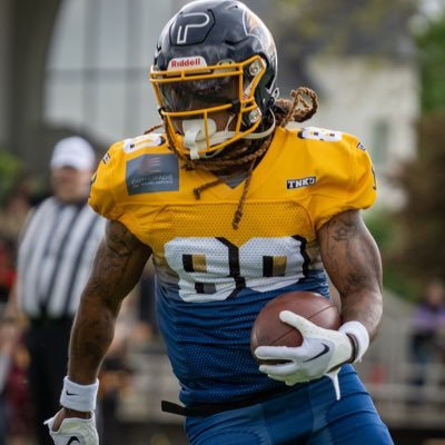 DaRealJuice313's profile picture. ‘23 Wiesbaden Phantoms 🇩🇪 International Athlete (🇩🇪,🇷🇸,🇸🇰,🇨🇭) IG: @Juiceakins313