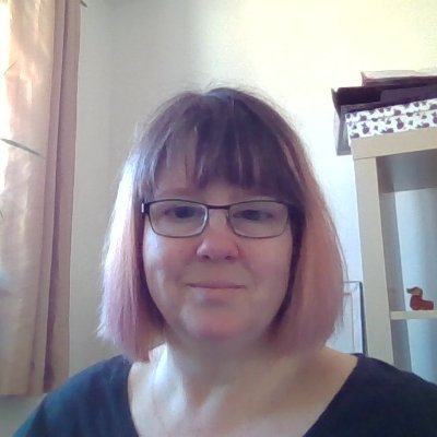 Researcher @CovUni_CPC. In no particular order: online society, accessibility, equality, fandom, feminism, ADHD, perimeni. Views & grumpiness my own. She/her.