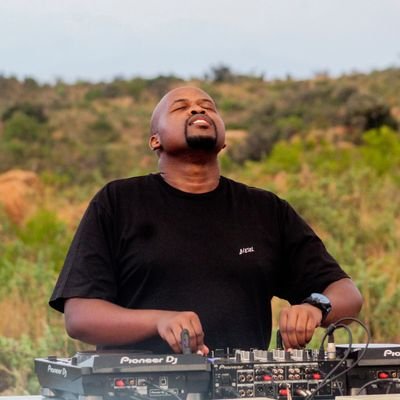 DixliveS's profile picture. Presenter/ Producer/ DJ and everything in radio at Sekhukhune FM98.7