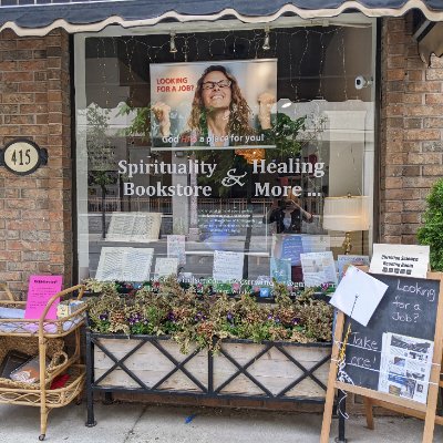 Christian Science Reading Room sells Bibles & books to support spiritual growth & shares tweets to lead to prayer-based solutions. We are NOT Scientology.
