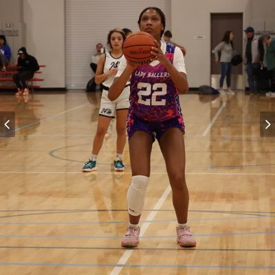 Plainfield South Highschool |c/o 2024 Varsity |6’1 forward 🏀 |#32| |PSA Lady Ballers| Email: desmcgruder08@gmail.com|4.6 gpa