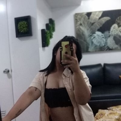 chixszi's profile picture. 