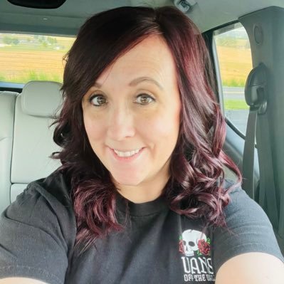 hazleyes87's profile picture. God first! In my free time I love to watch sports & shop, be with my son, family & friends. Phil. 4:6-7 #HTTR4EVER ✝️🐾🦒💚☕️