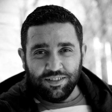 getty_bulent's profile picture. Şu tarlaya bolca sohbet, iki çocuk, çokça aşk, biraz da iyilik ekip gideceğim.