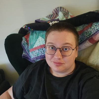 lit/media/game studies grad student, amateur elaborate fantasy novel writer, cat enthusiast. sometimes has takes.
he/him