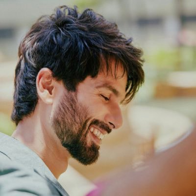 #TurkishShanatic ❤Shanatic Sidika @shahidkapoor is my world ❤ @shahidkapoor followed me 12October2014 for 9 months ❤Turkey loves you Shahid❤