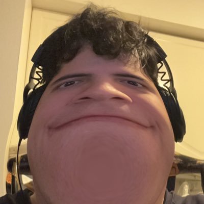 danfromdaablock's profile picture. I like to tweet about random stuff