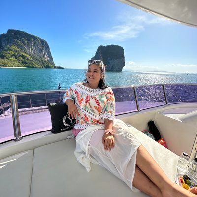 Thai Life Coach who love traveling and nature