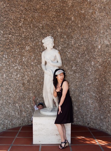 leighhuang's profile picture. 