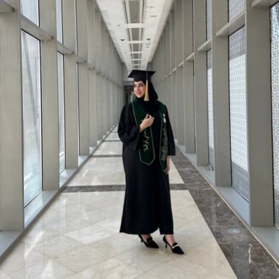 Medical intern | #KSAUHS alumnus 👩🏻‍⚕️🩺 | Sagittarius♐Dermatologist to be 🤍💉🔬