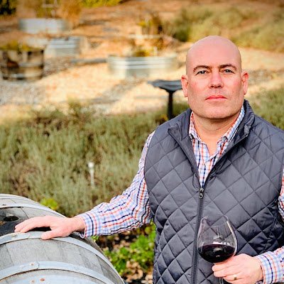 Winemaker, wine sales and chef. Lover of Baseball, College Football, NFL and Sacramento Kings.