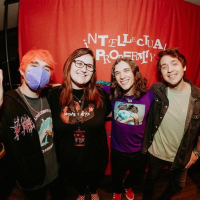 kyway54's profile picture. Waterparks trash😤🗑 Halloween Queen👻🎃🖤 Pop culture fanatic🎞🎵 STREAM INTELLECTUAL PROPERTY NOW!❤️🐸