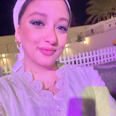 yossra_esssam's profile picture. عود ذرة وحداني ف غيط كمون، الي فوق عيني اليمين حسنة مش كحل سايح و الله .