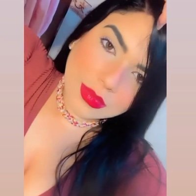 MirielleSomer's profile picture. Soy una persona con gusto sencillo, me conformo solo con lo mejor. |⚓|