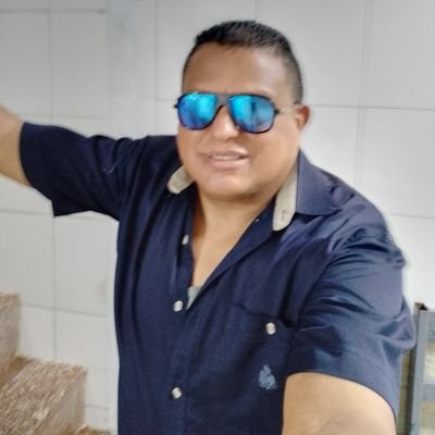 venezolano 100%.🇻🇪🇻🇪🇻🇪🇻🇪 maestro panadero. 🥖🥖🥖🥖Salsero x Naturaleza❤️😉😋 y xsupuesto CARAQUISTA!🦁🦁🦁🦁y anticomunista😠😠