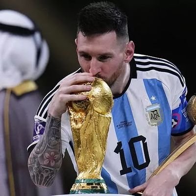 IvanGon55417320's profile picture. 22