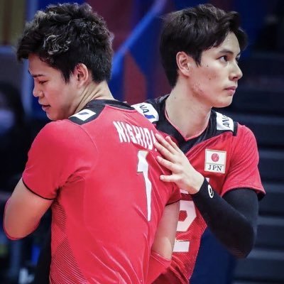 For: @Volleyball1301 | 🖤SHE/HER | 8TEEN | YUYURAN | #龍神NIPPON VNL | lives: 🇨🇦 |