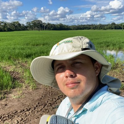 Ingeniero Agrónomo, cultivador de maíz. EAP.