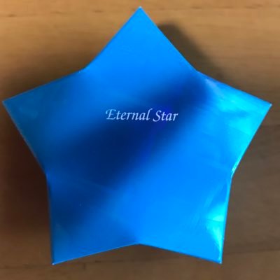 ミノの写真展の公式アカウントがOPEN💙 いろんな国で開催してくれます