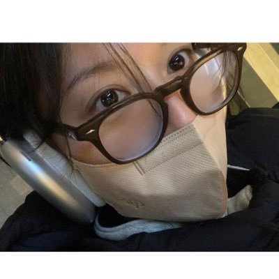 hw135j's profile picture. 1000000000x