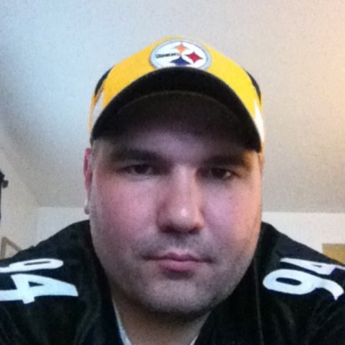 chuckollio's profile picture. 