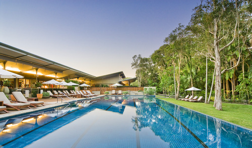 Be inspired by nature at The Byron at Byron Resort and Spa, Byron Bay. Set amongst a stunning sub tropical rainforest only a short stroll to Tallow Beach