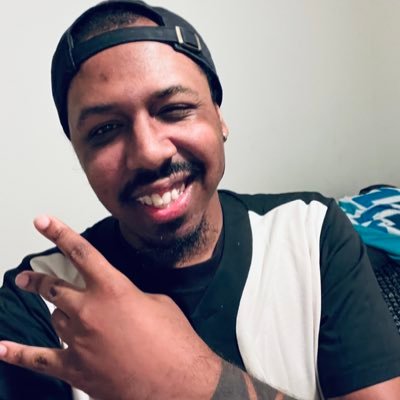 Yo welcome to the page ✊🏾I stream and play games check out my channel with @Steee_low