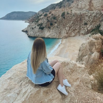 YaseminGurder's profile picture. 