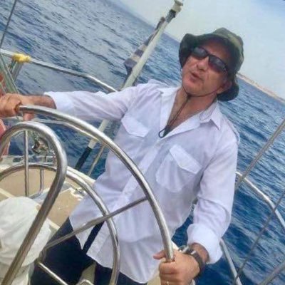 Johns13015Steve's profile picture. ANIMAL LOVER 🥀