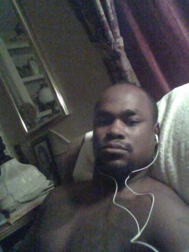 #ACEC1UB #MANOF1963. #teampisces.... single and relaxing college student... luv my I PHI