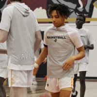 Kamari Thomas (@ktbloadin) 's Twitter Profile