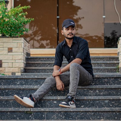 Professional designer, illustrator, video editor & YouTuber with 11k+ subscribers. Passionate about Web3 & exploring its potential. Available for hire. #web3