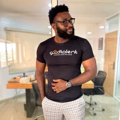 damilarelemo's profile picture. Product designer