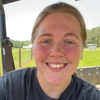 AlisonW222's profile picture. 