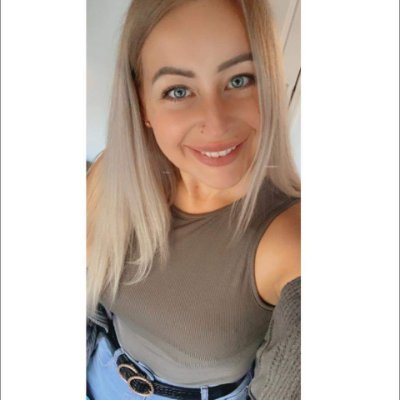 naomiroseann94's profile picture. 