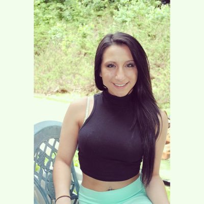 daniellel0vex's profile picture. 