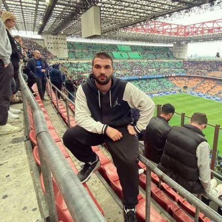 Necakb24's profile picture. 